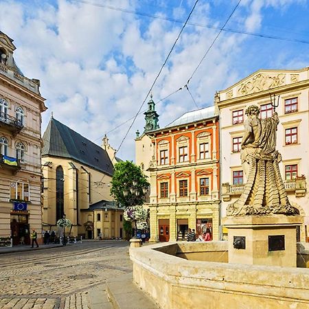Smart -Апартаменти В Центрі Львова - 2 Хв До Оперного Театру Dış mekan fotoğraf